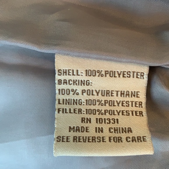 S Women’s Green-Gold Polyester Refuge Vest & Attachable Hood - Picture 7 of 7